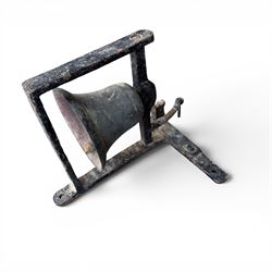 19th century cast iron outdoor bell bracket with bronze bell, lever action, finished in black paint