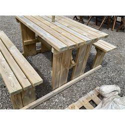 Timber, walk in, picnic table with parasol - THIS LOT IS TO BE COLLECTED BY APPOINTMENT FROM DUGGLEBY STORAGE, GREAT HILL, EASTFIELD, SCARBOROUGH, YO11 3TX