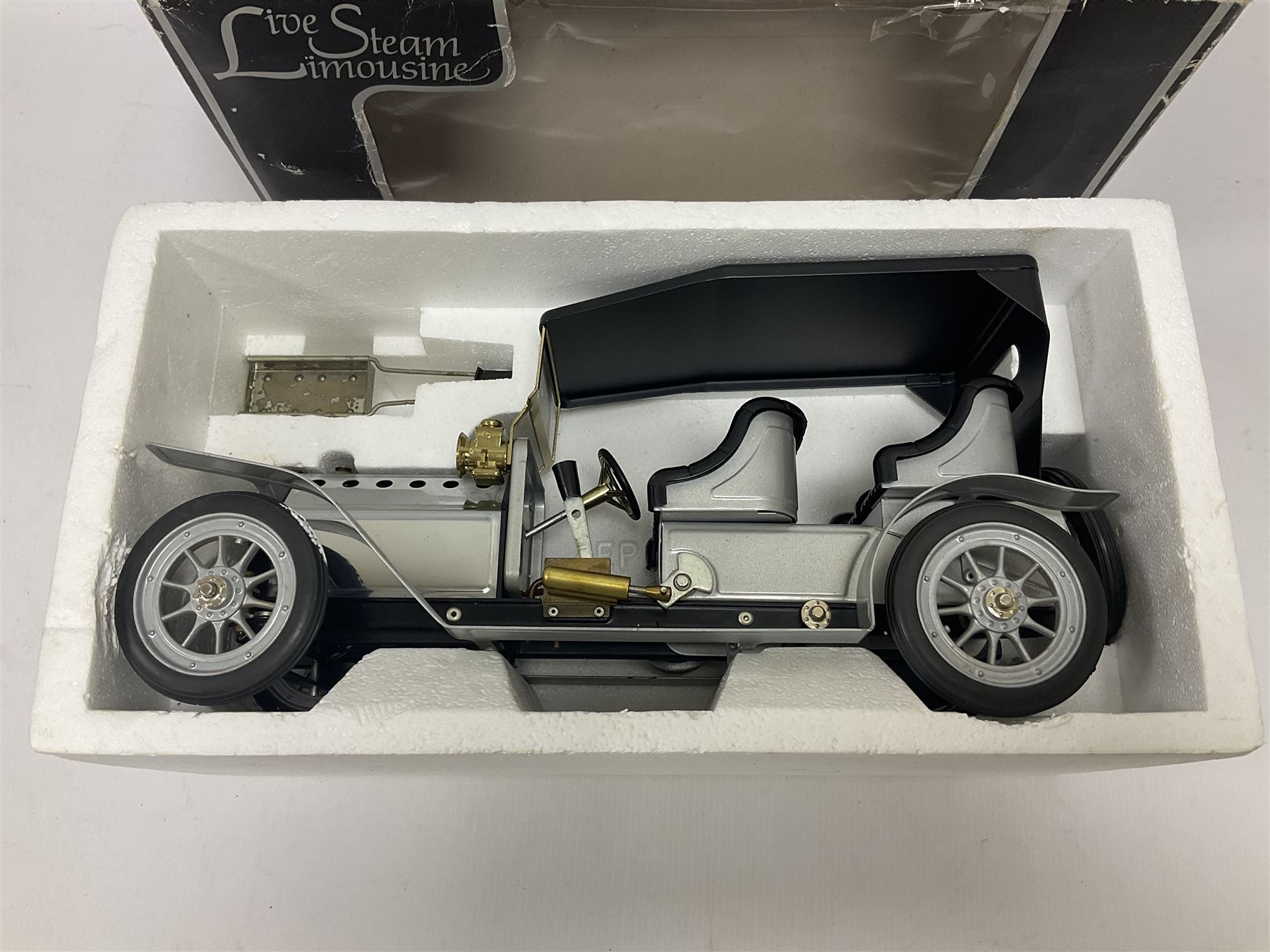 Ｍａｍｏｄ　Ｌｉｖｅ　Ｓｔｅａｍ　Ｌｉｍｏｕｓｉｎｅ　マモッド　蒸気自動車 mamod Auctions Prices | mamod Guide Prices