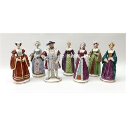 Sitzendorf Henry VIII & his wives porcelain figures, a set of 7 with impressed titles to the reverse, comprising of King Henry VIII, Anne Boleyn, Catherine of Aragon, Catherine Parr, Jane Seymour, Catherine Howard, Anne of Cleves.  