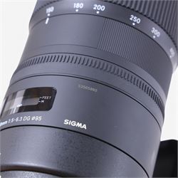 Sigma 150-600mm F5-6.3 DG camera lens, serial no. 53565860, boxed with soft case 