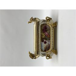 19th century Coalport bough pot, circa 1820, of bombe form, the body with twin handles surmounted by two birds and raised upon four feet modelled as swans, hand painted with two panels depicting an urn of flowers set against a mountainous landscape, the whole heightened in gilt throughout, H13cm L21cm