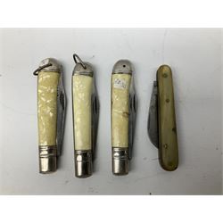 Eighteen pocket knives including examples by Richards of Sheffield, knife  commemorating the Royal Wedding 29th July 1981 etc