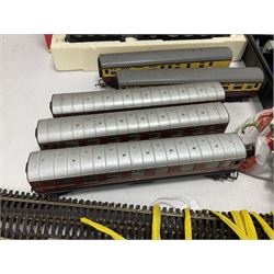 Various makers ‘00’ gauge - Hornby DCC ready LNER 4-6-2 ‘The Mallard’ no.4468 in blue with original box; Lima British Railway Class 33 Bo-Bo diesel locomotive no.33025; quantity of coaches, wagons and track to include Hornby, Lima, Tri-Ang etc (26) 