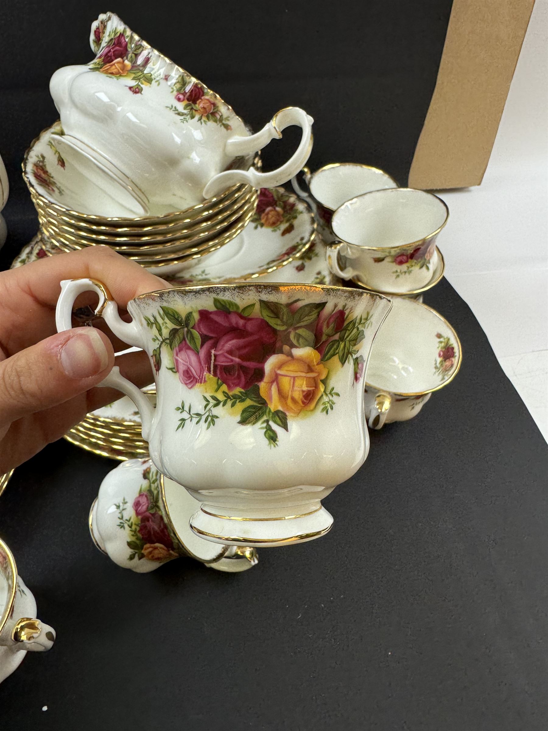 Royal Albert Old Country Roses pattern coffee and dinner service for six, including coffee pot, coffee cups and saucers, dinner plates, side plates, bowls etc 