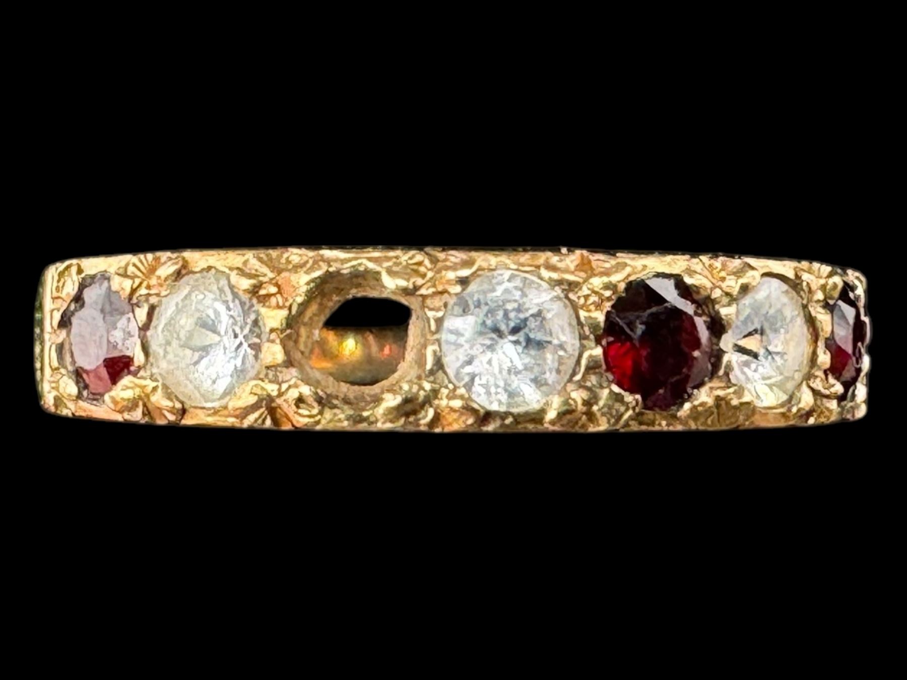 9ct gold opal pendant necklace, 9ct gold paste ring and a pair of silver Whitby jet earrings