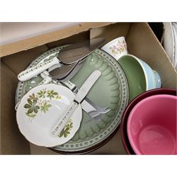 Four large meat platters, Royal Worcester Bunnykins mug and a large collection of other ceramics, including vases, dinner plates, teawares, etc, in five boxes 