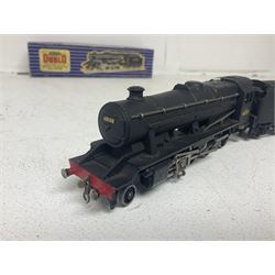 Hornby Dublo - 3-rail Class 8F 2-8-0 freight locomotive no.48158 with tender, Duchess Class 4-6-2 ‘Duchess of Montrose’ locomotive no.46232, Class 4MT Standard Tank 2-6-4 locomotive no.80054, all in original boxes; and Class N2 0-6-2 Tank locomotive no.69567, without box (4) 