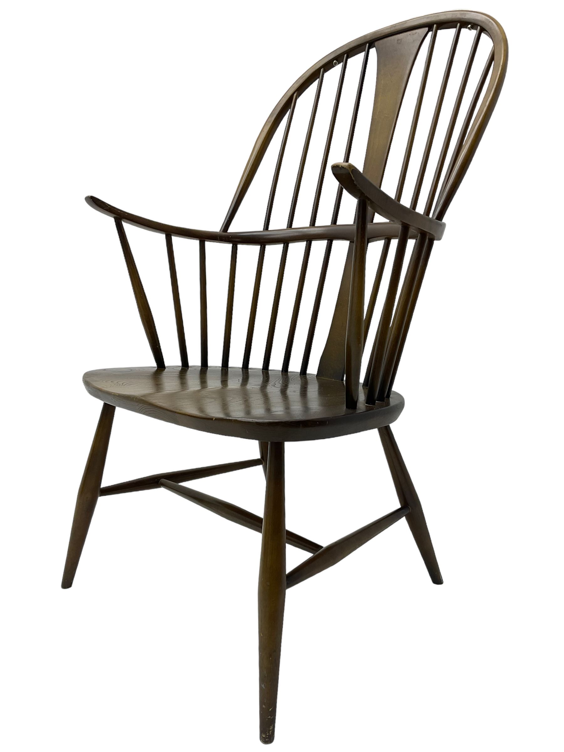 Ercol - 'Windsor' elm and beech high back chair, double hoop and stick back with shaped splat, on splayed turned supports with H stretchers