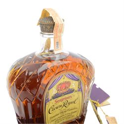 Seagrams Crown Royal Canadien Whisky, 25fl ox, 40% vol