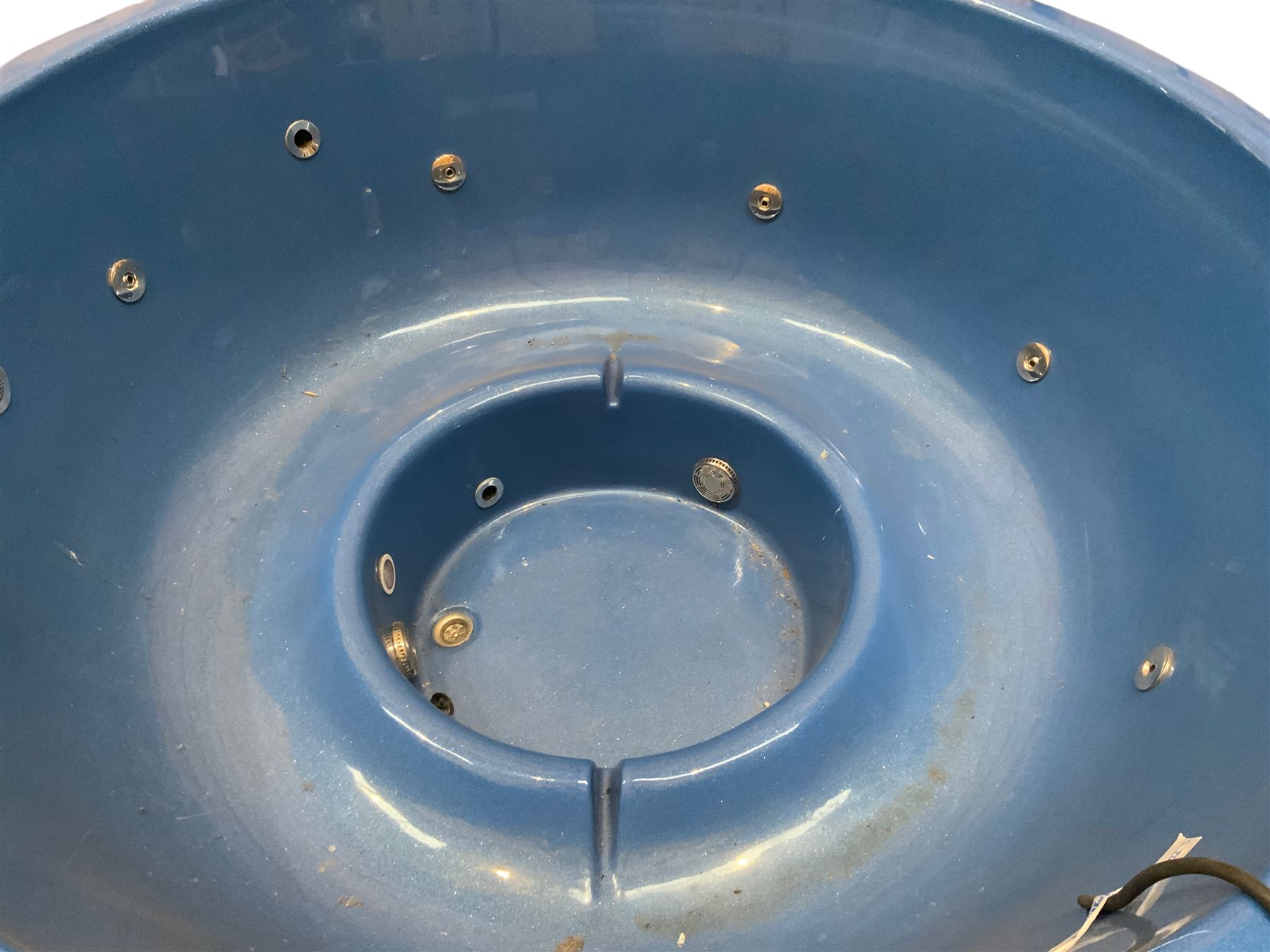 Deluxe - fibreglass circular hot tub with cover, electric heater - unused - THIS LOT IS TO BE COLLECTED BY APPOINTMENT FROM DUGGLEBY STORAGE, GREAT HILL, EASTFIELD, SCARBOROUGH, YO11 3TX