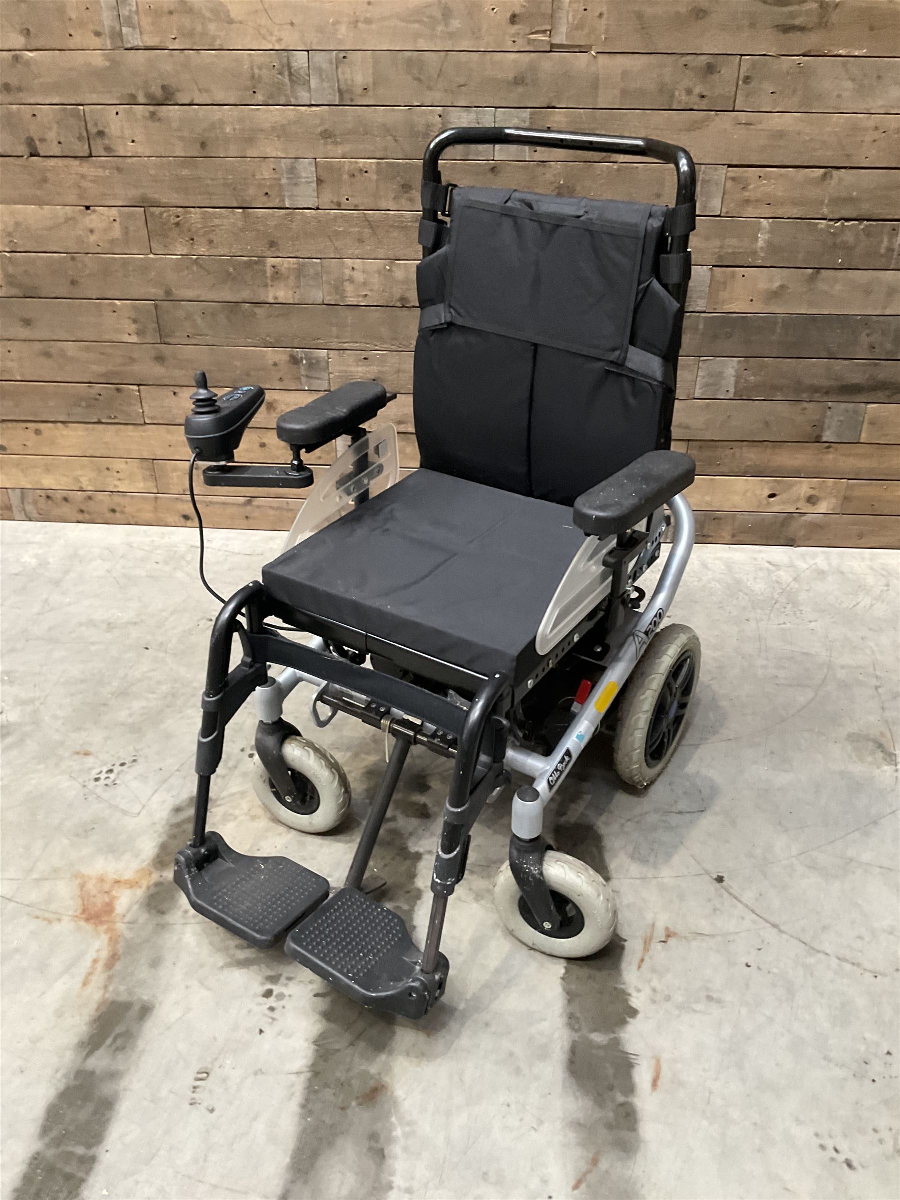 A200 Offobock power wheel chair