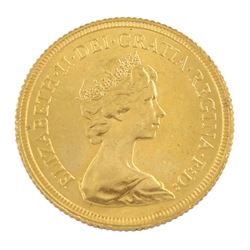 Queen Elizabeth II 1982 gold full sovereign coin