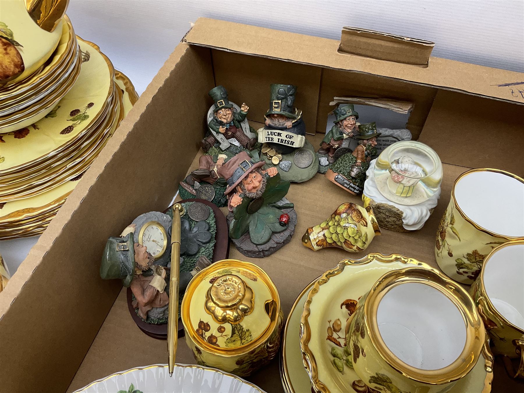 Canterbury tea and dinner service decorated with fruit on a yellow ground with gilt detail, together with Baroness tea service and other ceramics and collectables, in three boxes
