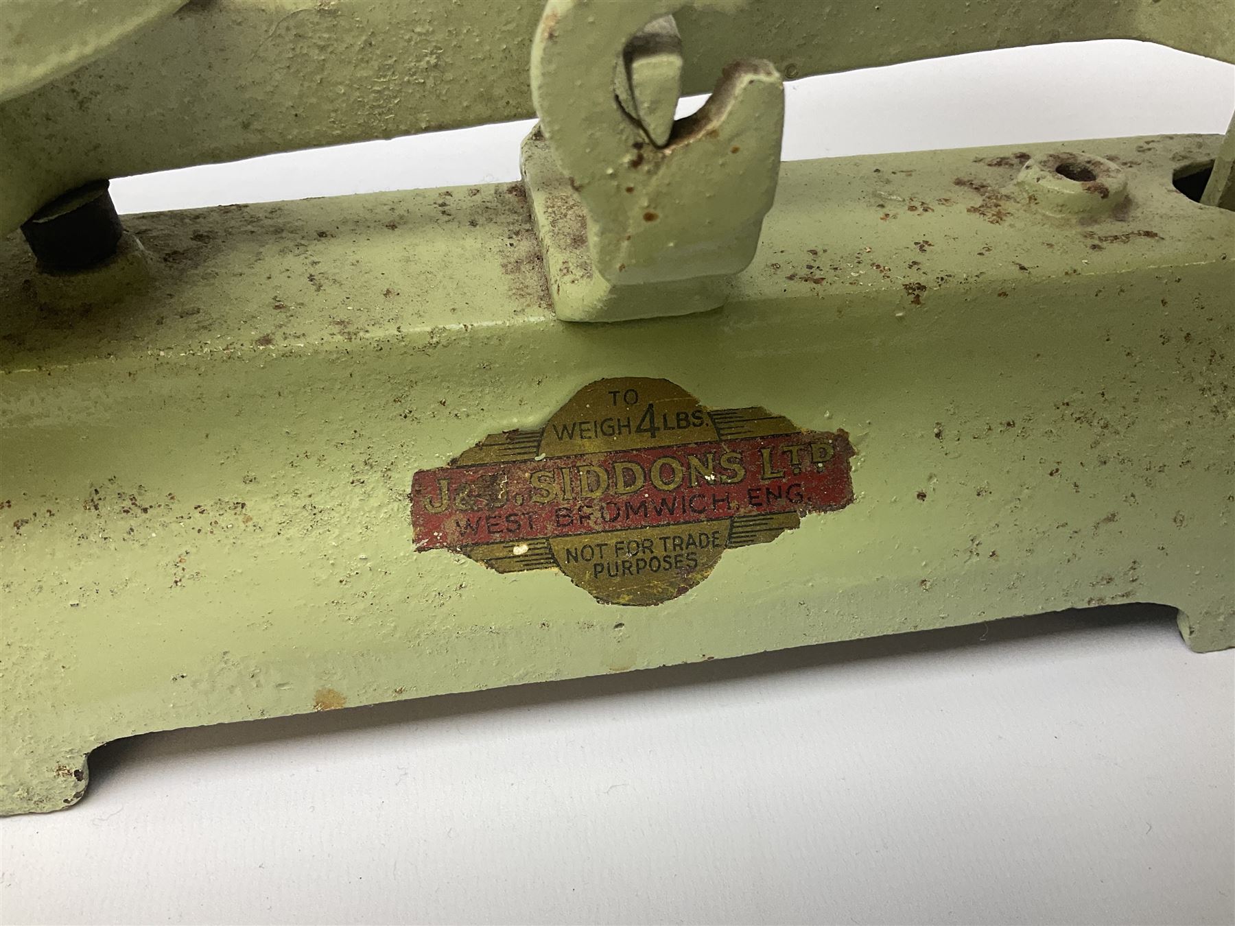 Chalwyn Tropic oil lamp, together with additional glass for Chalwyn lamps and vintage green painted metal Siddons kitchen scales with weights