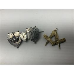 9ct gold Masonic compass initial C pendant, and a Victorian silver sweetheart brooch, commemorating the Diamond Jubilee of Queen Victoria