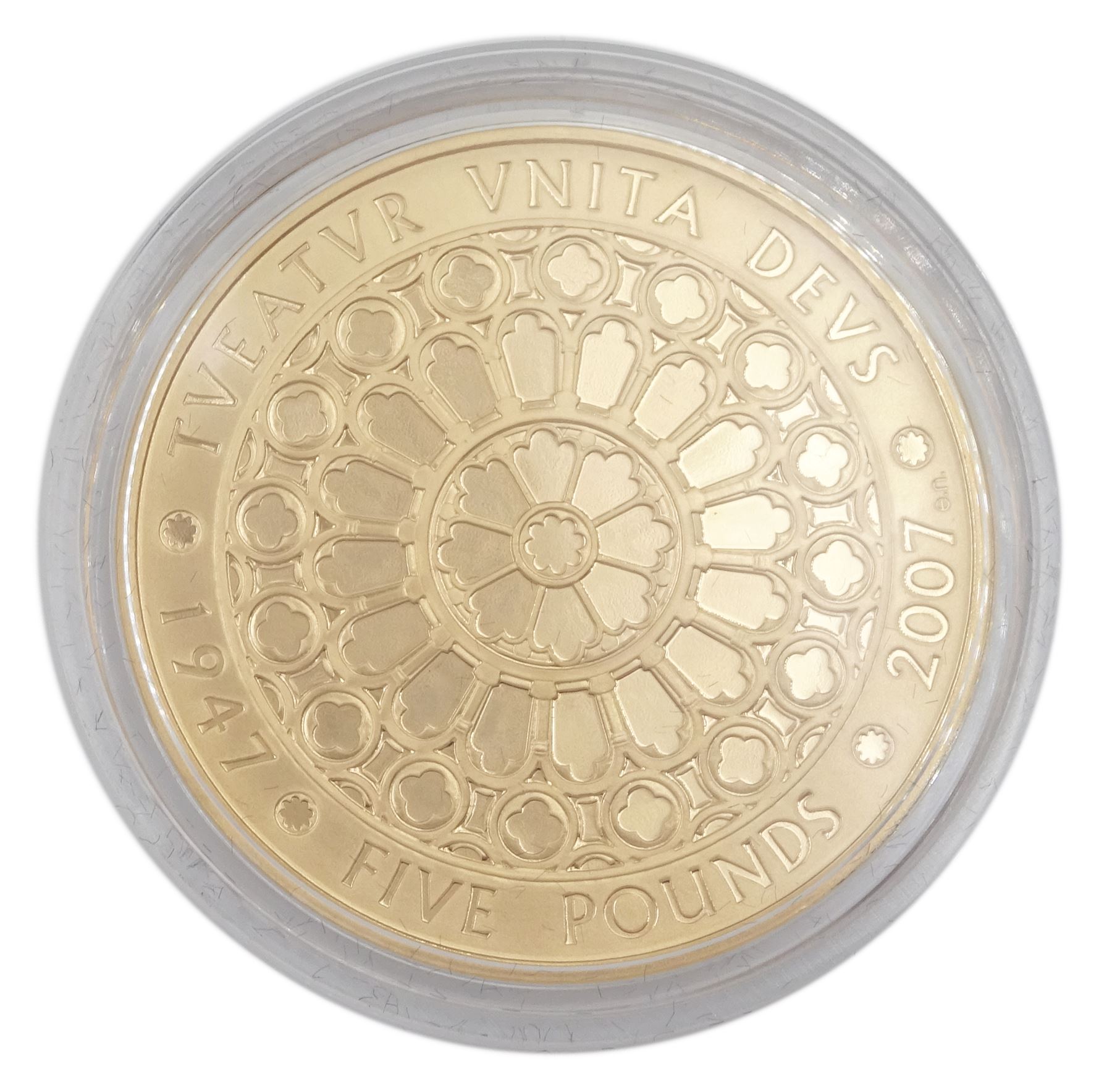 Queen Elizabeth II 2007 'Diamond Wedding' 22ct gold proof five pound coin, cased with certificate