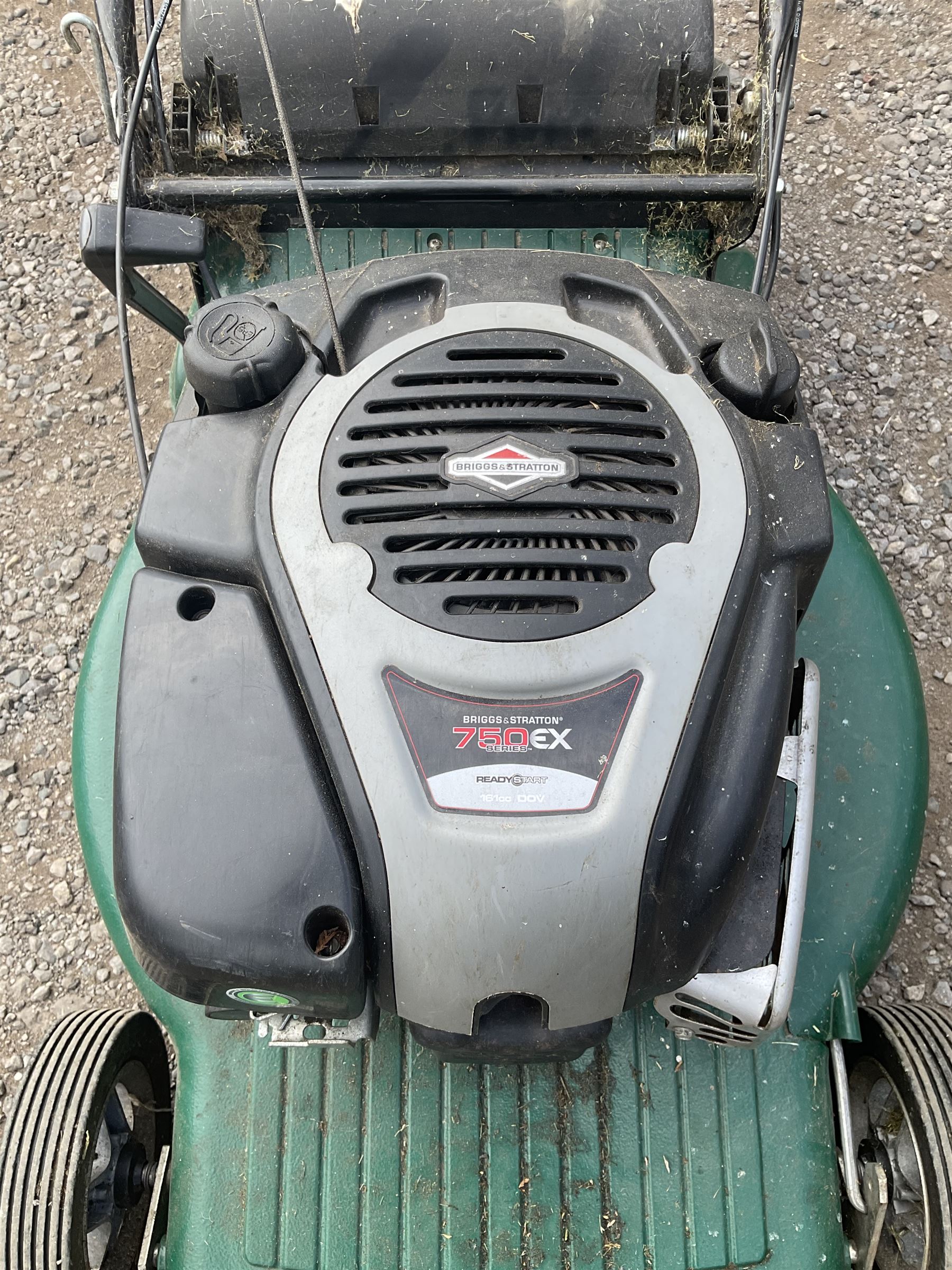 Atco Liner 22SA Self propelled lawnmower with Briggs & Stratton 750EX 4 speed auto-choke engine, aluminium body and steel roller - THIS LOT IS TO BE COLLECTED BY APPOINTMENT FROM DUGGLEBY STORAGE, GREAT HILL, EASTFIELD, SCARBOROUGH, YO11 3TX