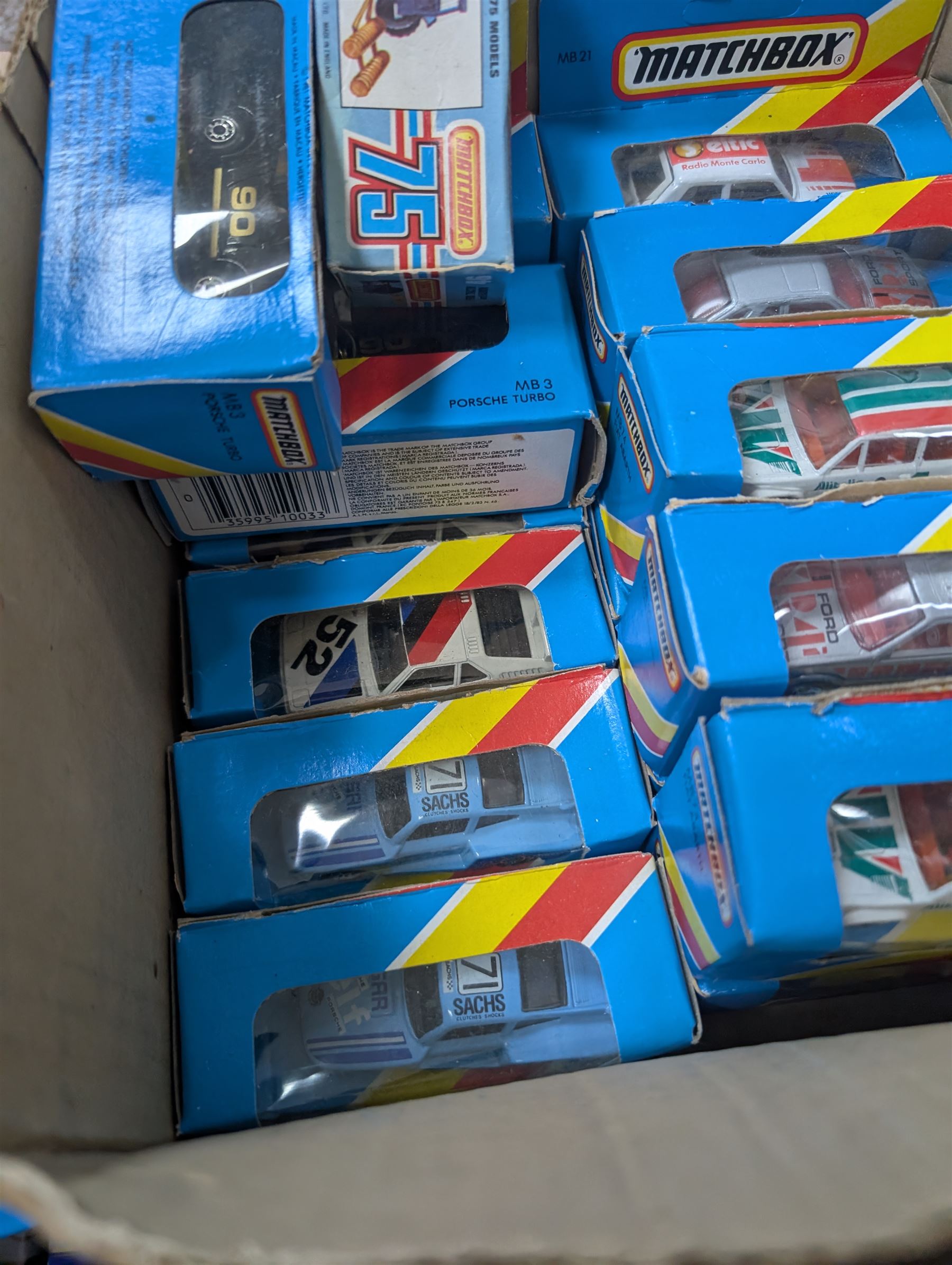 Collection of die-cast vehicles, including Crestley Collection, Bburago, Limited Edition Oxford Die-Cast and sealed Matchbox examples, some boxed
