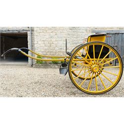 Victorian Two Wheeled Pleasure Driving Round Back Gig by Shanks of London

A Victorian t...