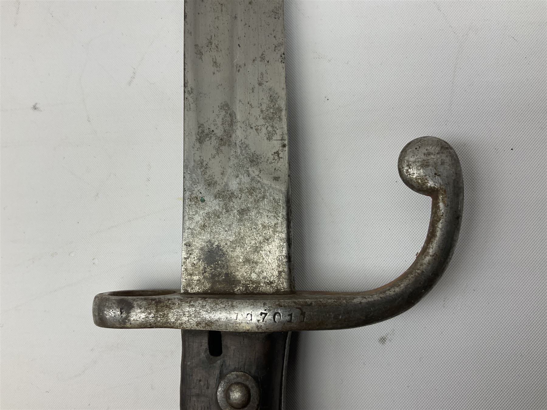 German-made 1908 pattern bayonet by Weyersberg, Kirschbaum & Co, Solingen as used by the Brazilian Army, with 30cm fullered steel blade and hooked quillon numbered 107011 L43cm overall; and Swedish Carl Gustav M1896 Mauser knife bayonet with 21cm steel blade and machined steel grip; in metal scabbard, both numbered 299 L35cm overall (2)