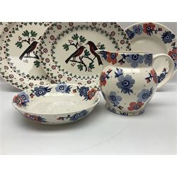 Emma Bridgewater ceramics, to include Christmas Joy Robin pattern meat platter, serving plate, bowl and two mugs, Anenome pattern jug, dinner plate, mug and three bowls, polka dot pasta bowl and two Wallflower pattern pasta bowls, largest D33.5cm