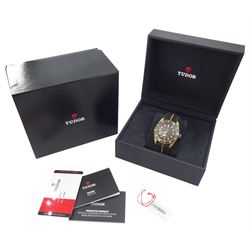 Tudor Heritage Black Bay Bronze gentleman's automatic chronometer wristwatch, Ref. 79250BA, Cal. MT5601, slate grey dial with unidirectional rotating bezel, on fabric strap, boxed with guarantee card dated 2019