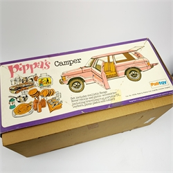 Pippa Range Rover Camper with picnic accessories, boxed