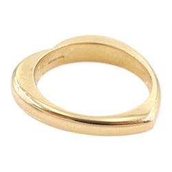 Links of London 18ct rose gold heart ring, Edinburgh 2011