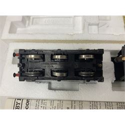 Hornby ‘00’ gauge - Class B17 4-6-0 ‘Manchester United’ locomotive no.2862 in LNER green; Class B17 4-6-0 ‘Leeds United’ locomotive no.61656 in BR green; Class D41/1 4-4-0 ‘Yorkshire’ locomotive no. 62700; Class 49/1 4-4-0 ‘Cheshire’ locomotive no.2753 in LNER green; in original boxes (4) 