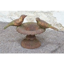  Small cast iron bird bath mounted with two sitting birds  