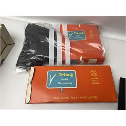 Tri-ang - quantity of '00' gauge model railway and Minic Motorways slot-racing items including Class B12 4-6-0 locomotive No.61572; boxed; seven goods wagons in five boxes; R576 Tunnel and Island Platform Set; both boxed; quantity of track and power unit; four Minic Cars and two controllers; boxed Customs Barrier and Frontier Post Set; railway car transporter and car loading ramp; quantity of track and trackside accessories; and boxed Car-Play Filling Station Set