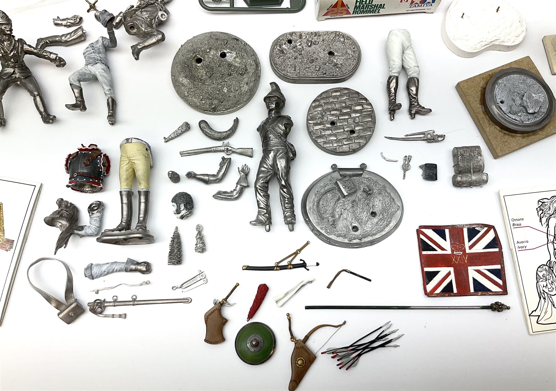 Quantity of cast metal figures and busts by Ceremonial Studios, Amati Miniatures etc including historical soldiers, American Native Indians etc predominantly in unmade/part constructed and unpainted kit form; together with associated accessories, wooden plinths etc; and boxed plastic soldiers