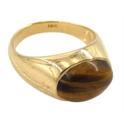 18ct gold single stone tiger's eye signet ring, stamped