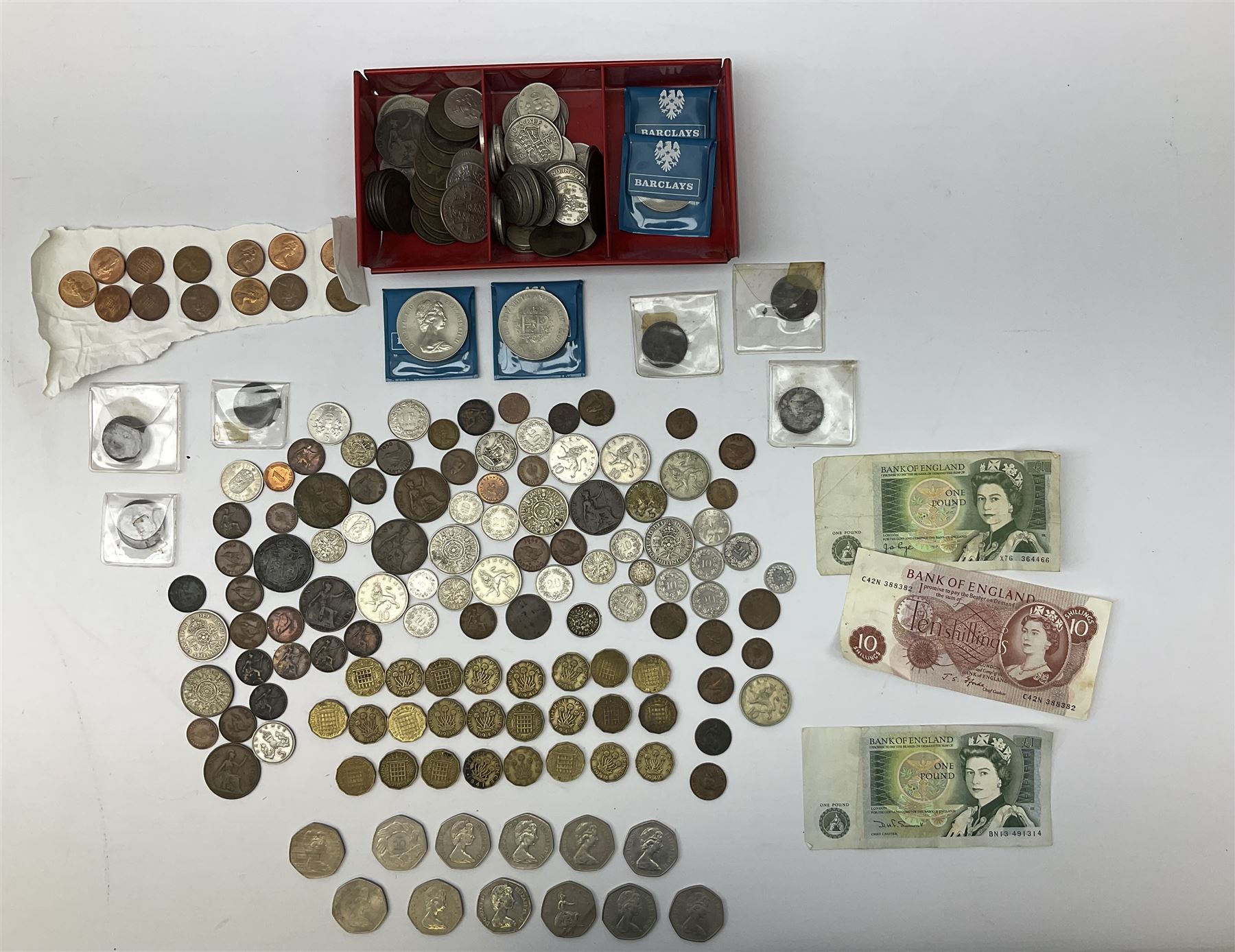Great British and World coins including part filled Whitman folders, pre-decimal pennies, commemorative crowns, brass threepence pieces, small number of banknotes, etc