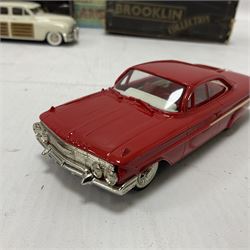 Brooklin Models - three 1:43 scale heavy die-cast model cars comprising BRK31 WMTC 1953 Pontiac Sedan Delivery in maroon with tan interior; BRK43 1948 Packard Station Sedan; BRK44 1961 Chevrolet Impala Sport Coupe; all boxed (3) 