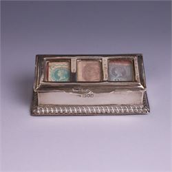 Late Victorian silver mounted stamp box, the hinged lid with three glazed panels, hallmarked Grey & Co, London 1900, together with a late Victorian silver hair comb and a cased set of six silver coffee spoons