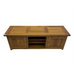 Manor Oak - entertainment console unit, fitted with two cupboard and open centre shelves