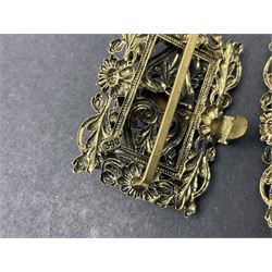 9ct gold jewellery including leaf brooch, wishbone Mizpah brooch, carnelian brooch, gold cased ladies Omega wristwatch, on leather strap and gold cased ladies Tissot wristwatch on expanding gilt strap, together with silver brooches and a Czech paste buckle, etc