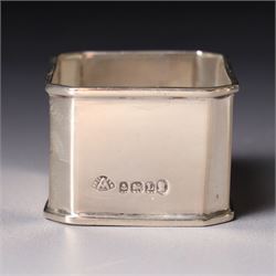 Pair of late Victorian silver napkin rings with engraved decoration Birmingham 1899 and seven other silver napkin rings