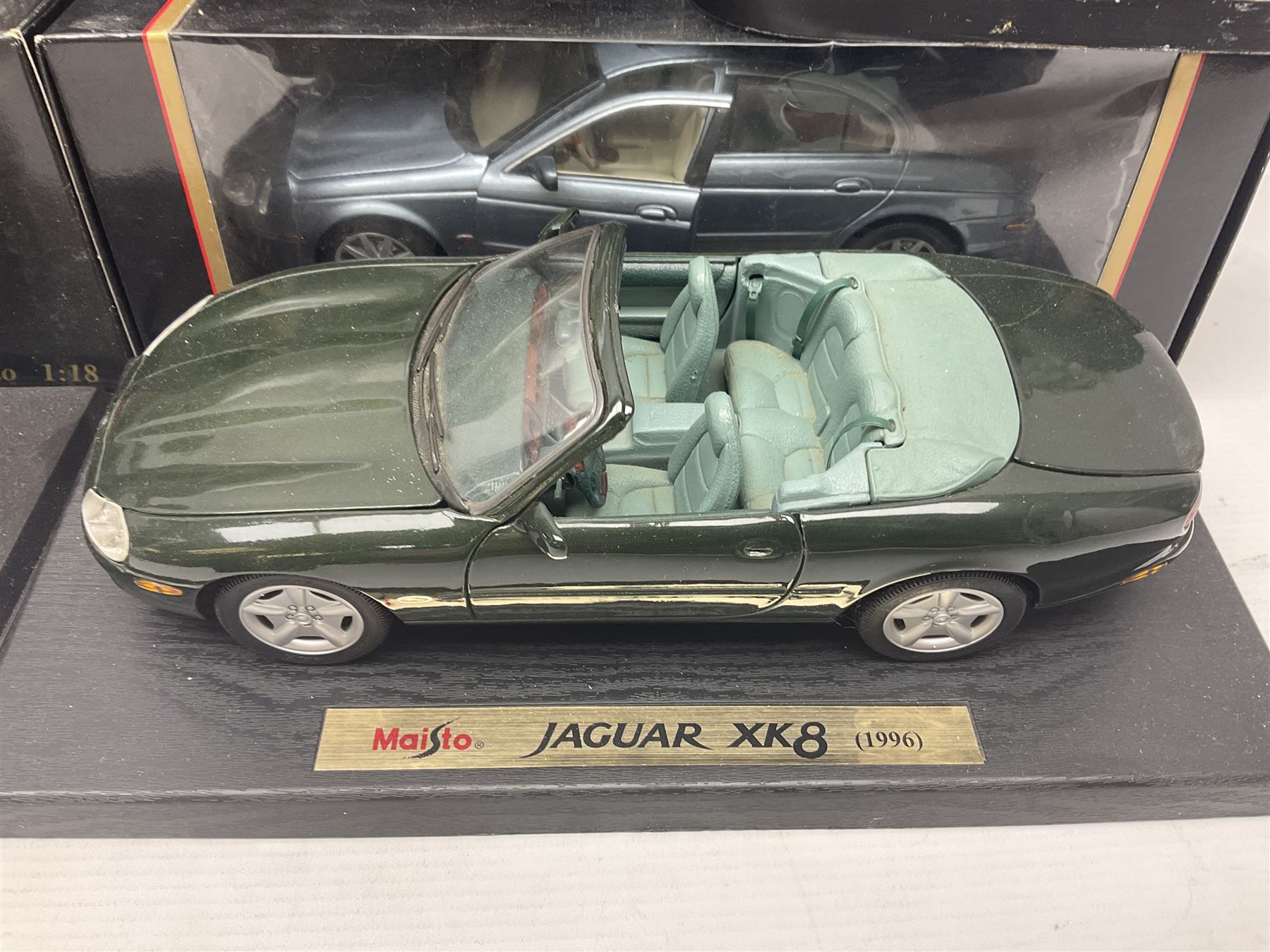 Three Maisto Special Edition 1:18 scale die-cast models - Porsche 550A Spyder, Jaguar 'S' Type and Ferrari 550 Maranello; all boxed; five other unboxed Maisto/Bburago 1:18 scale models; and two Classic Collection lead crystal models of Classic Cars (10)