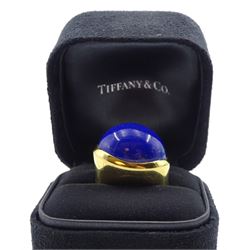 Tiffany & Co 18ct gold cabochon lapis lazuli ring by Elsa Peretti, stamped 750 with signature, boxed
