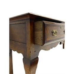 Georgian design oak dresser base, moulded rectangular top over three drawers with moulded fronts and mahogany bandings, shaped apron on cabriole front supports