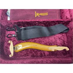 Eastman eight-string mandolin model MD514 2007 serial no.UK023 L68cm; in Hiscox hard carrying case