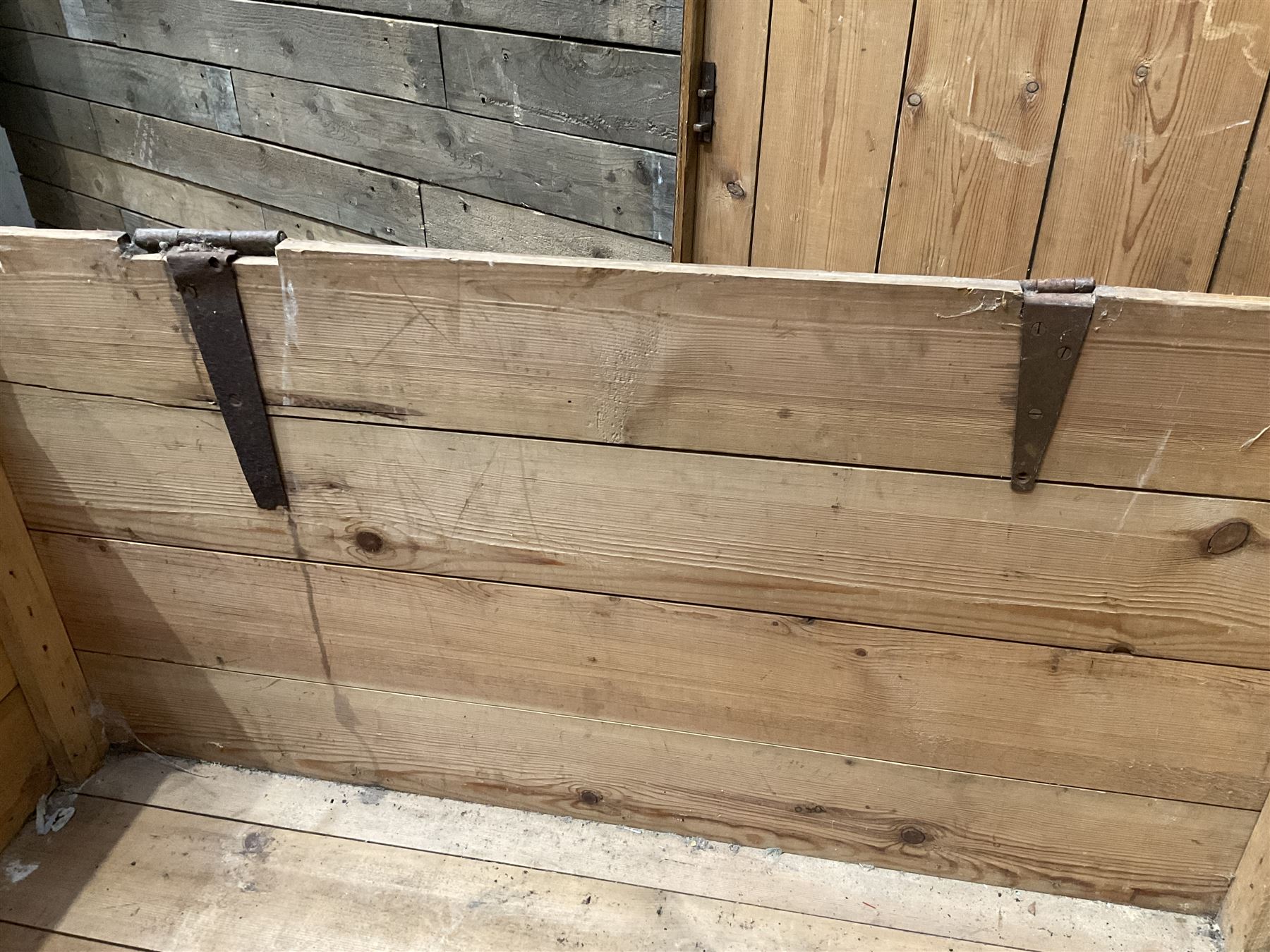 Victorian pine blanket box, hinged top, iron carrying handles