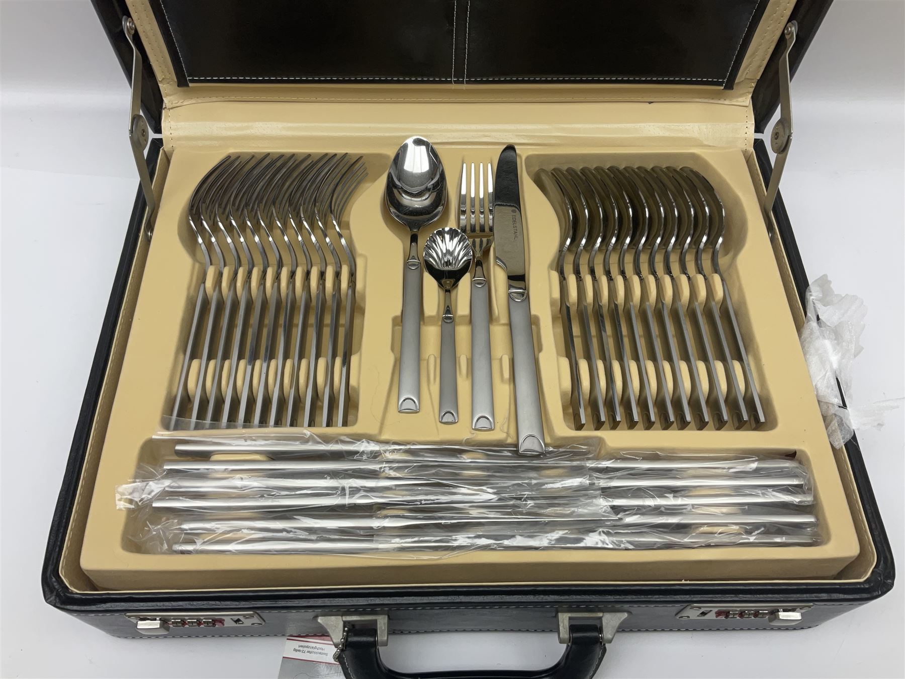 Swiss Besteckkoffer Anastacia Edelstahl canteen of Cutlery | Wood ...