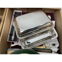 Quantity of silver-plate to include Walker & Hall toast rack, Oneida teapot, coffee pot, sugar bowl etc, flatware, other metalware etc
