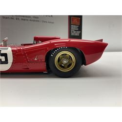 CMC 1:18 Scale Model of a Ferrari 312P Spyder 'Sebring Rennversion, 1969, Start-Nr. 25, Mario Andretti / Chris Amon'; manufactured by CMC Exclusive Modelle; No. M-095. Serie Nr. 1365 with certificate. Fully constructed and out of box with original box, accessories, packaging and paperwork.