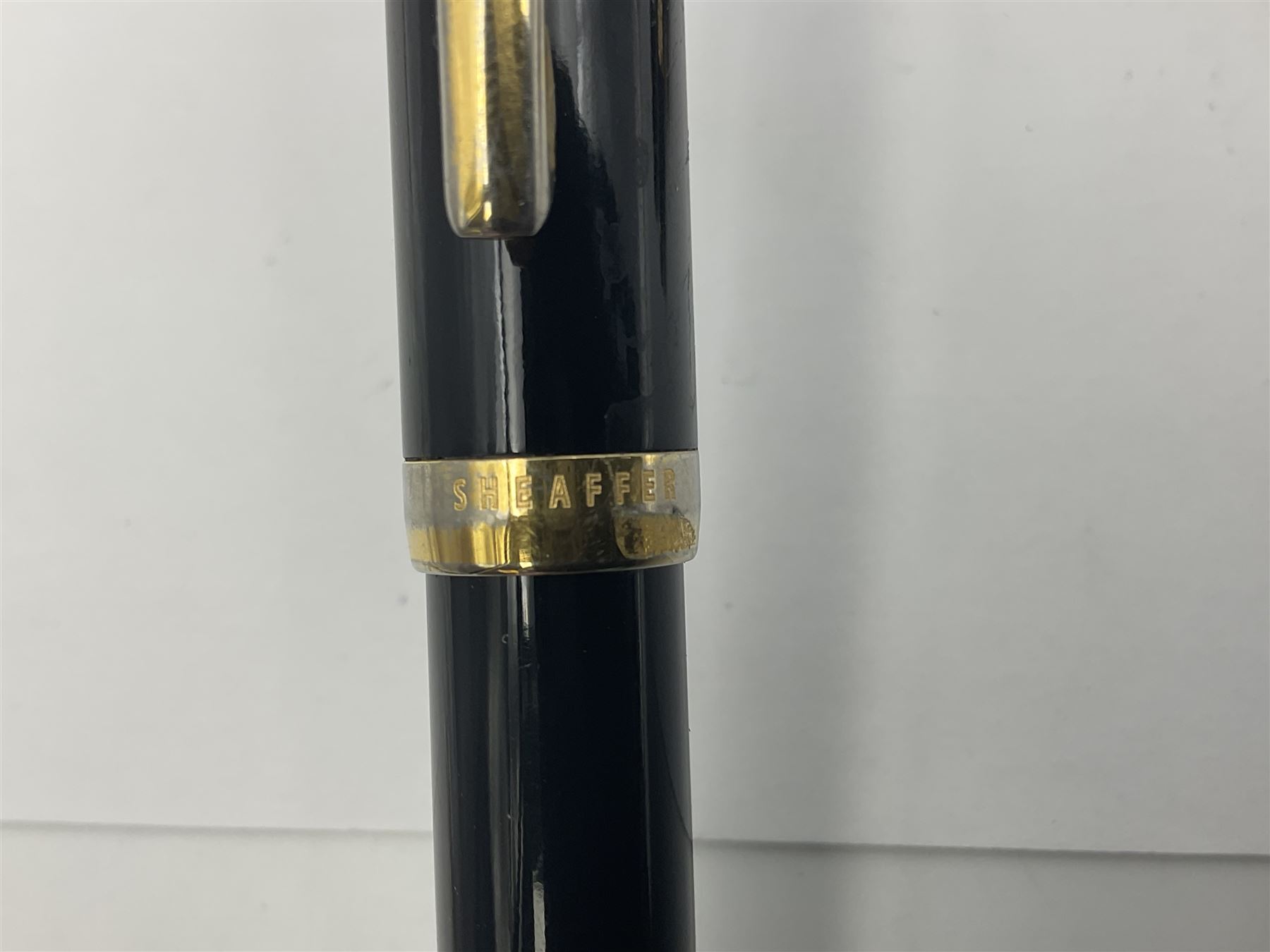 Sheaffer Legacy fountain pen, the black barrel with gold plated trim