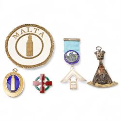 Victorian silver gilt Masonic Rose Croix collar jewel London 1875 Maker Henry Thomas Lamb, Scarborough Lodge silver gilt and enamel Past Masters Jewel, Malta Grand Craft collar jewel, silver and enamel Royal Order of the Red Branch and various other Masonic jewels 